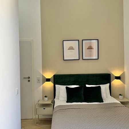 Heaven Homes - Doppelzimmer Mit Eigenem Bad Düsseldorf Eksteriør bilde