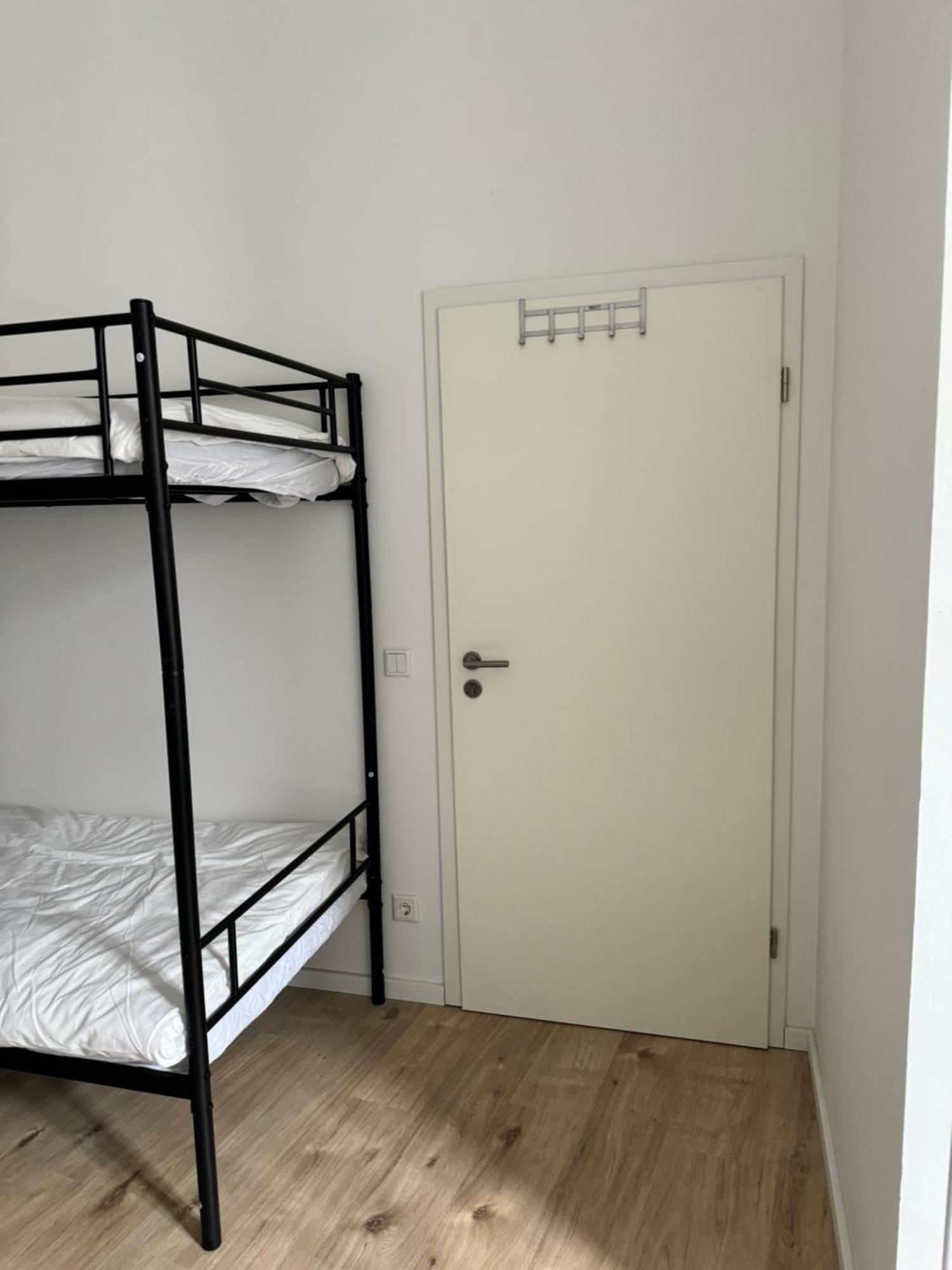 Heaven Homes - Doppelzimmer Mit Eigenem Bad Düsseldorf Eksteriør bilde
