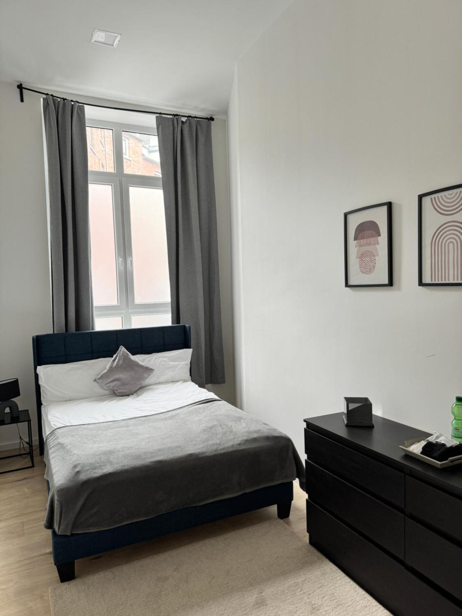Heaven Homes - Doppelzimmer Mit Eigenem Bad Düsseldorf Eksteriør bilde